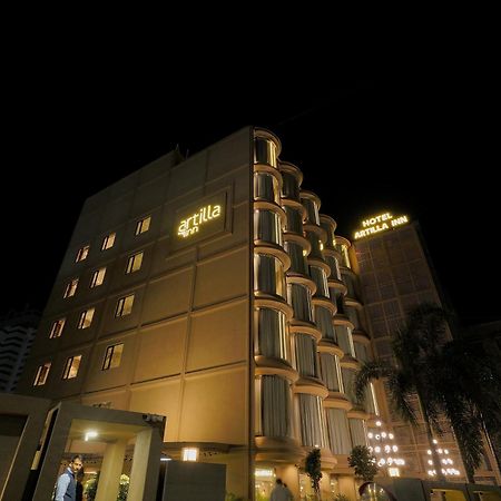 Artilla Inn Ahmedabad Exterior foto