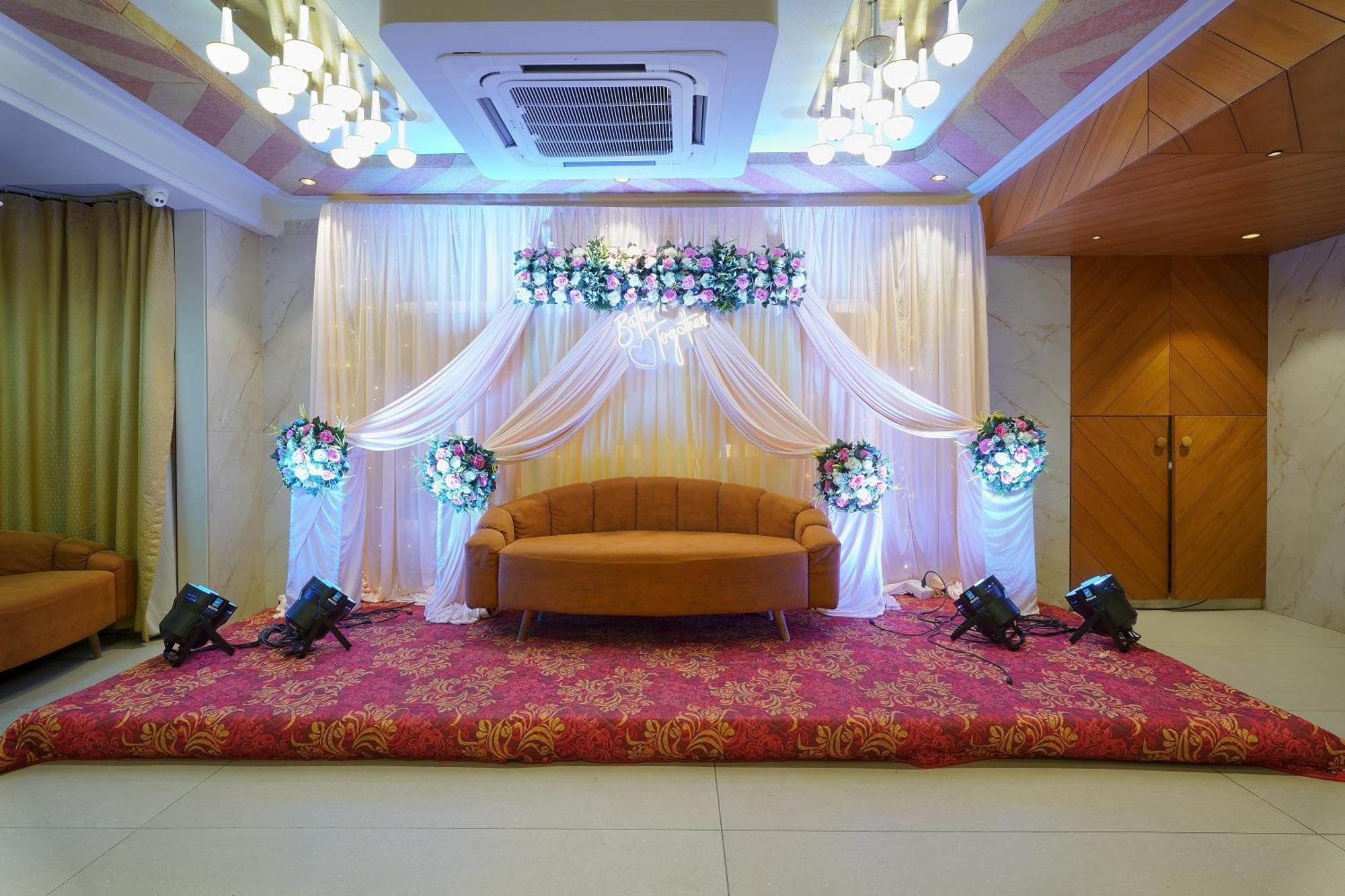Artilla Inn Ahmedabad Exterior foto